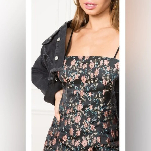 Revolve Superdown Macey Mini Dress Size Black Pink Floral Mini Dress Size M - Picture 4 of 13